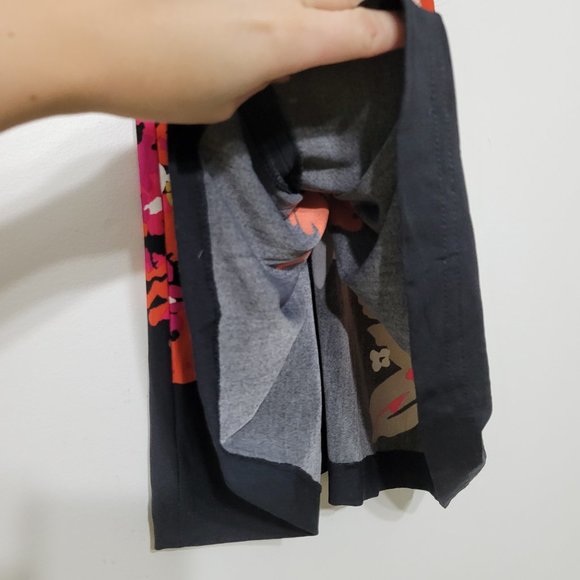 BCBGMaxazria A-Line Ruched Front Midi Dress 3/4 Sleeve Womens Floral V-Neck S - Picture 3 of 9